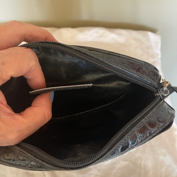 SALVATORE FERRAGAMO CROSSBODY BAG - Picture 6 of 12